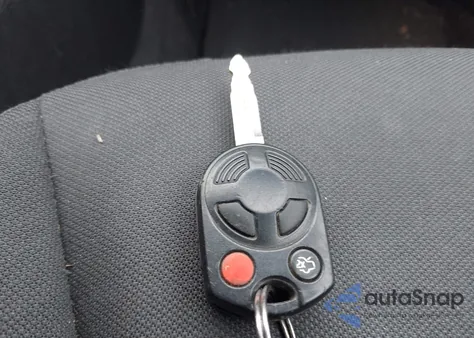 2010 Ford Fusion Se z USA, uszkodzony, nr VIN 3FAHP0HAXAR277502